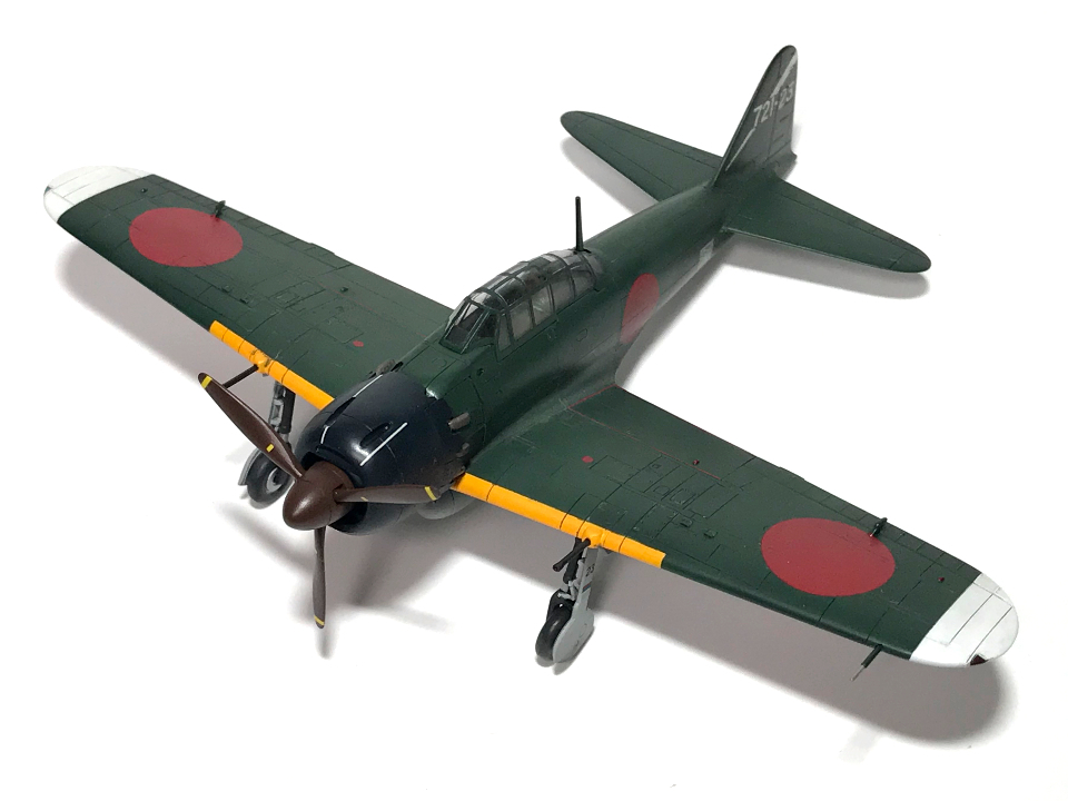 ハセガワ 1/72 零戦52型 戦闘爆撃機 i8my1cf