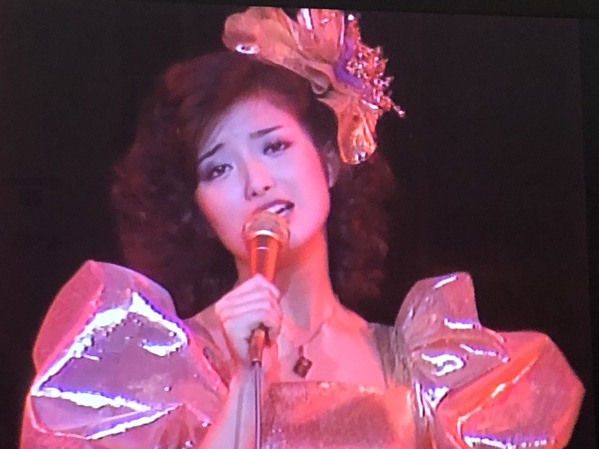 山口百恵 ラストコンサートの規格外な美麗さ 鴎庵 山口百恵 ラストコンサートの規格外な美麗さ 鴎庵