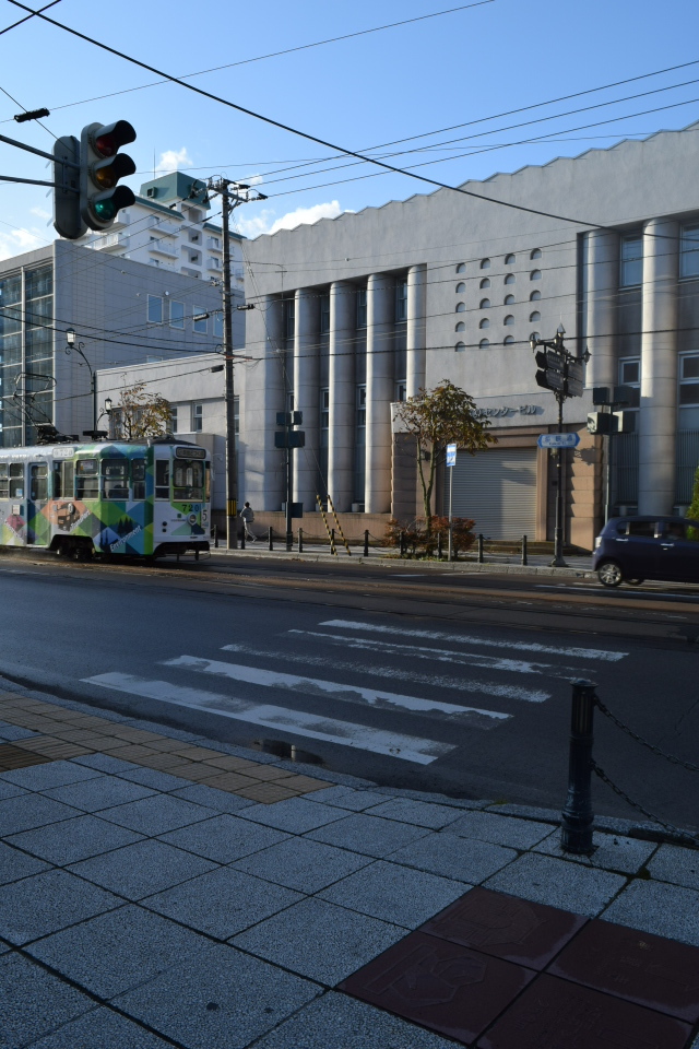 函館市末広町の旧百十三銀行本店(建築家・関根要太郎作品再見2021)_f0142606_23423789.jpg