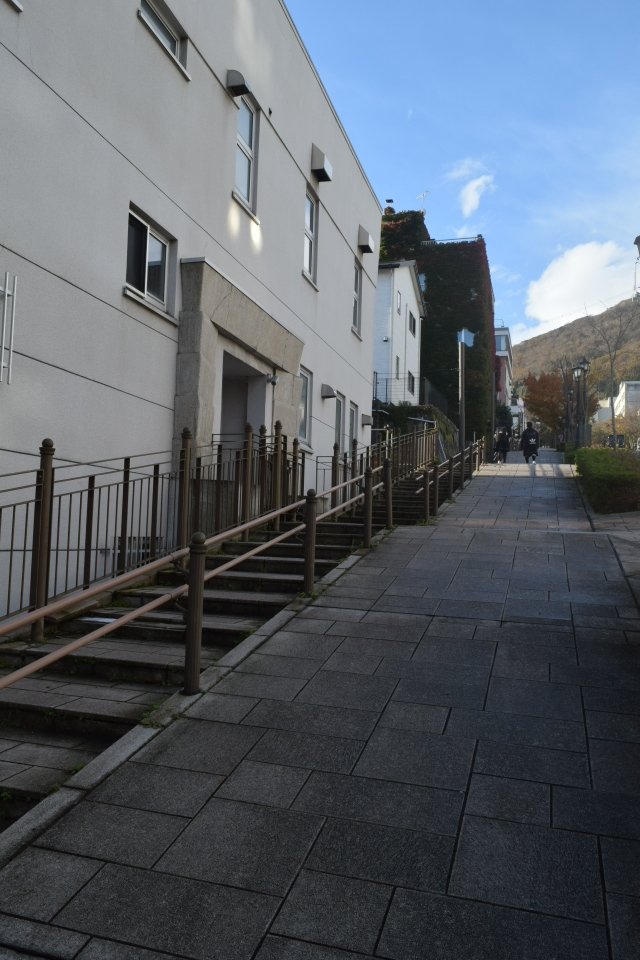 函館市末広町の旧百十三銀行本店(建築家・関根要太郎作品再見2021)_f0142606_23441742.jpg