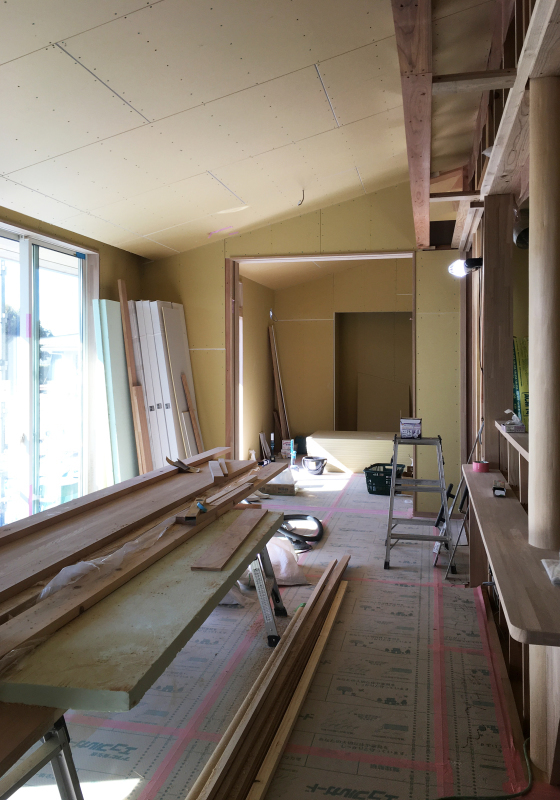 ボード張り施工中(Km邸)_d0086022_19424548.jpg