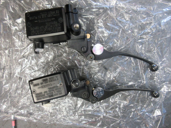 GPZ900R 車検整備・・・その2_a0163159_00261598.jpg