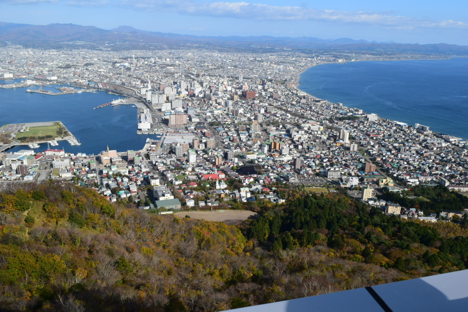 函館市末広町の旧百十三銀行本店(建築家・関根要太郎作品再見2021)_f0142606_06330875.jpg