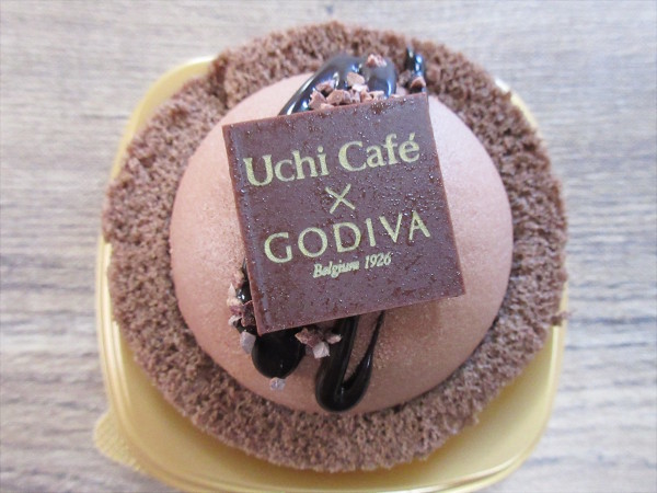 Uchi Café×GODIVA ショコラドーム ヴァニーユ＠ローソン_c0152767_15055705.jpg