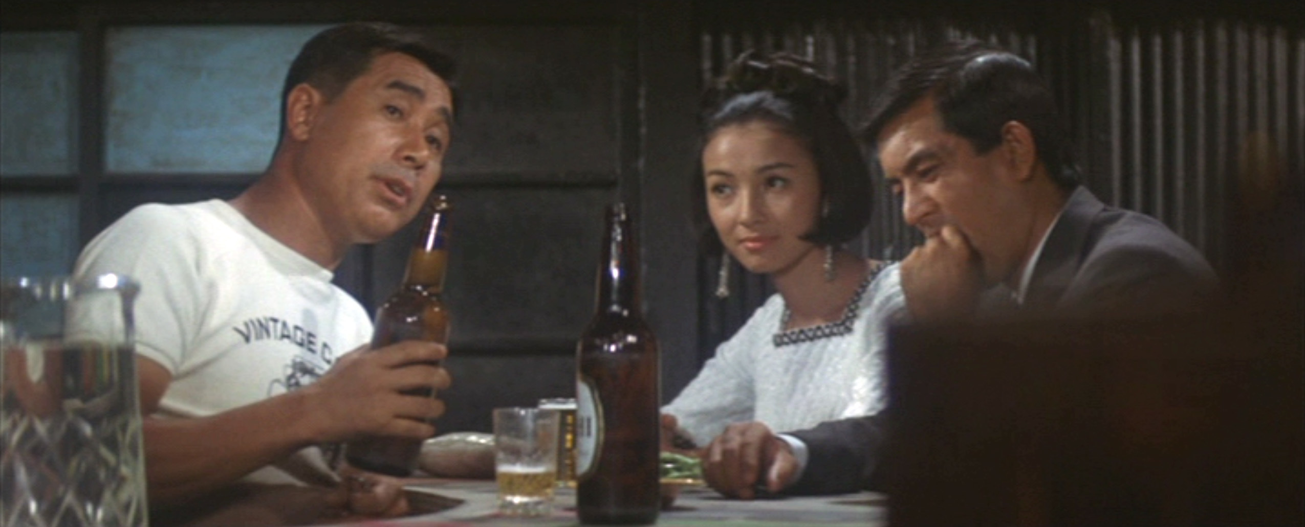中山麻理（Mari Nakayama）「兄貴の恋人」（1968）・・・其の参_e0042361_14433365.jpg