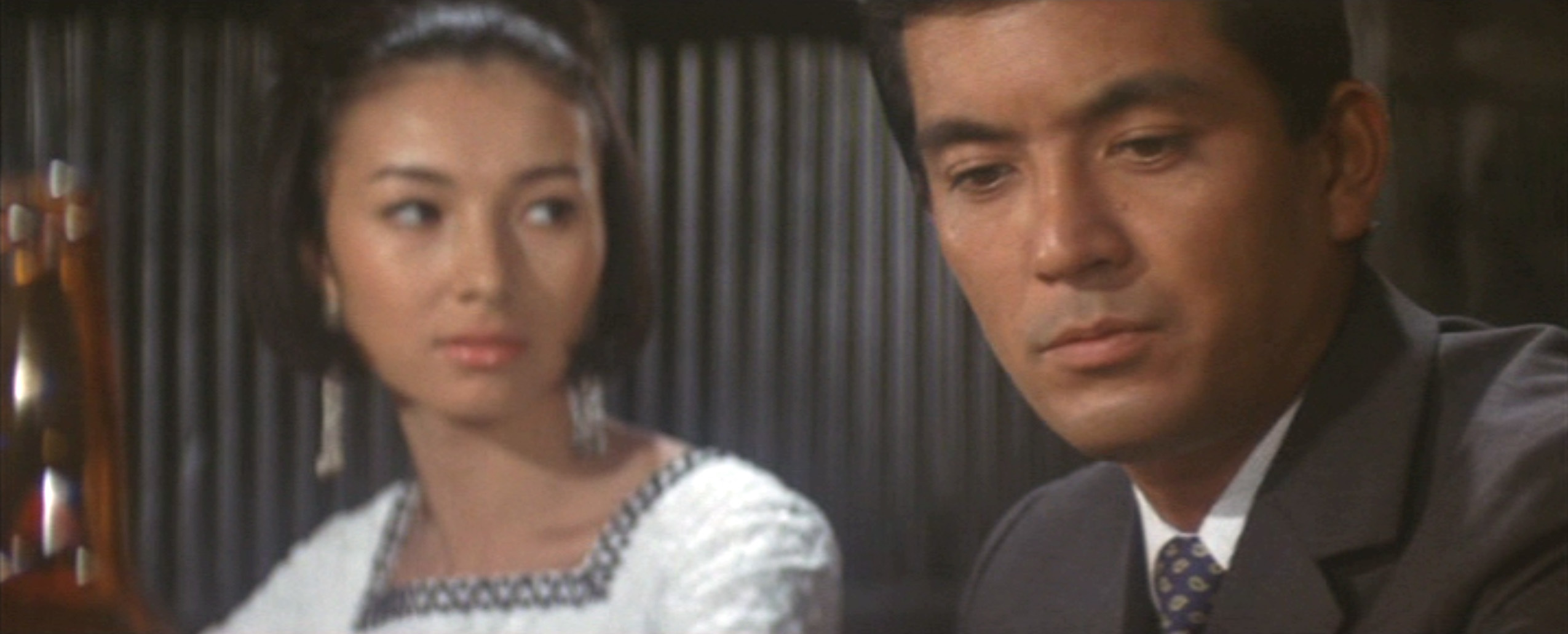 中山麻理（Mari Nakayama）「兄貴の恋人」（1968）・・・其の参_e0042361_14434292.jpg