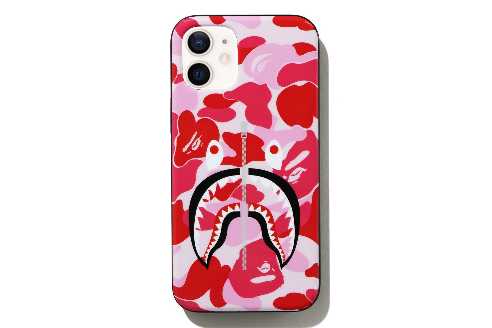BAPE® iPhone & AirPods CASE COLLECTION_a0174495_16540209.jpg