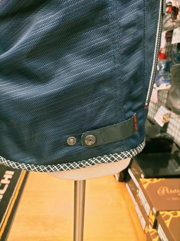 大人気モデル「KUSHITANI フルメッシュパーカー」入荷！_b0163075_18264890.jpg