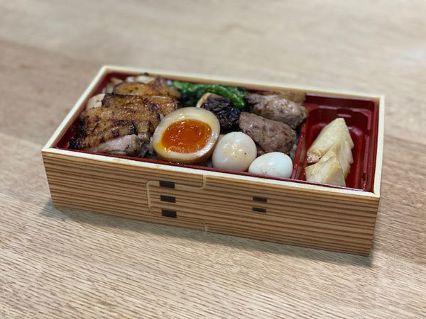 金沢 本町 ラーメンと焼き鳥 五鉄 焼鳥弁当 極 上 をテイクアウト きわめればスカタン 金沢 本町 ラーメンと焼き鳥 五鉄 焼鳥弁当 極 上 をテイクアウト きわめればスカタン