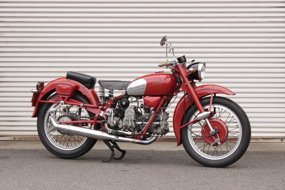 モトグッチ Nevada750 ie classic 歴代ネバダの中でも