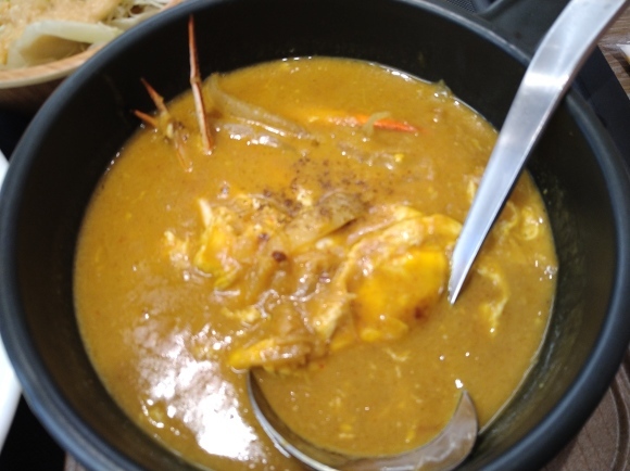 2/9 マイカリー食堂豊田店 プーパッポンカレー¥780+カリカリポテトサラダラッシーセット¥250_b0042308_15331273.jpg