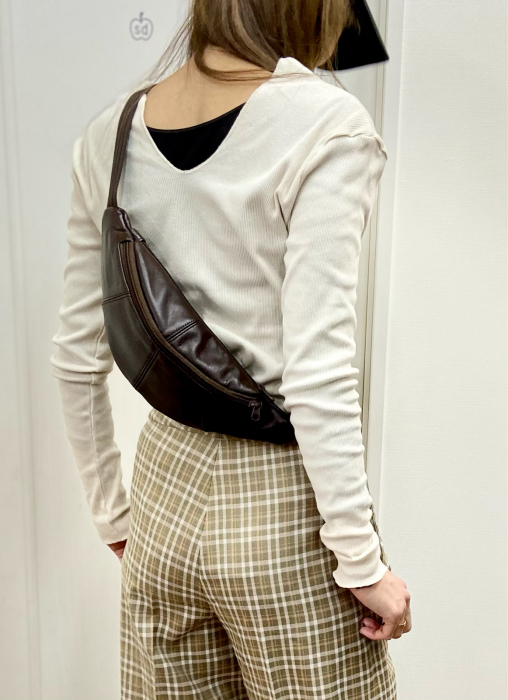 バッグ mmm TODAYFUL  Leather Zip Sacoche TODAYFUL（トゥデイフル）の「TODAYFUL(トゥデイフル) 