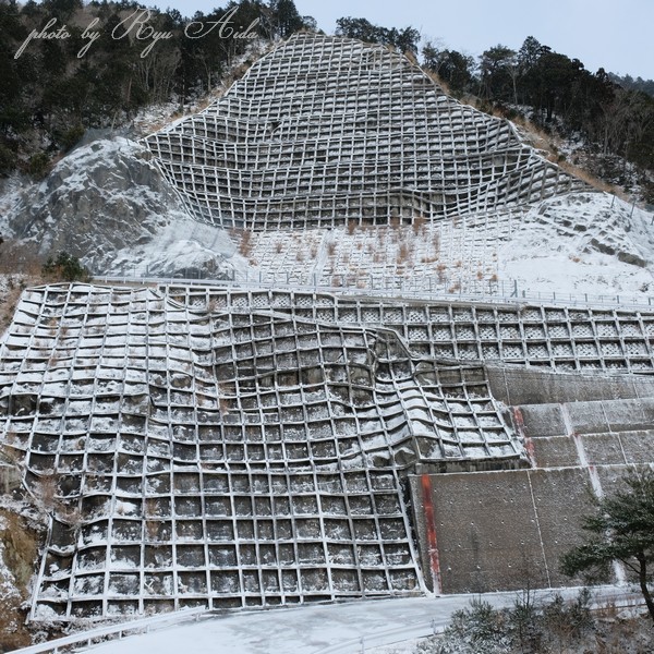 閉鎖中の国道_f0332795_09472747.jpg
