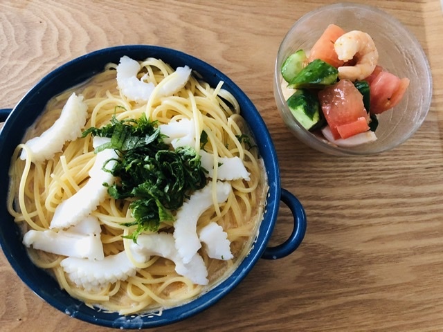 3分クッキング イカ明太大葉のミルクパスタ 焼きリンゴ風 お散歩アルバム 秋の訪れ