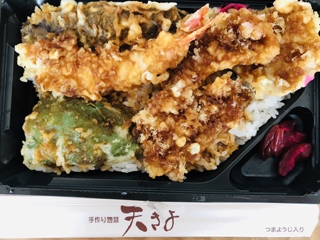 【爺さん向け海鮮丼と婆さん向け天丼】_b0009849_18395248.jpeg