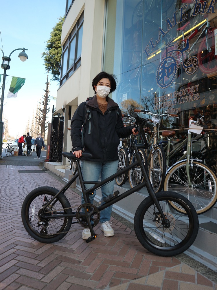 2月11日　渋谷　原宿　の自転車屋　FLAME bike前です_e0188759_18380201.jpg