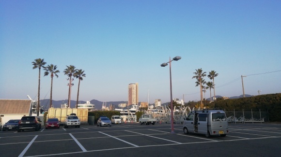 車中泊84日目 神戸市三日目 空の旅人 車中泊84日目 神戸市三日目 空の旅人