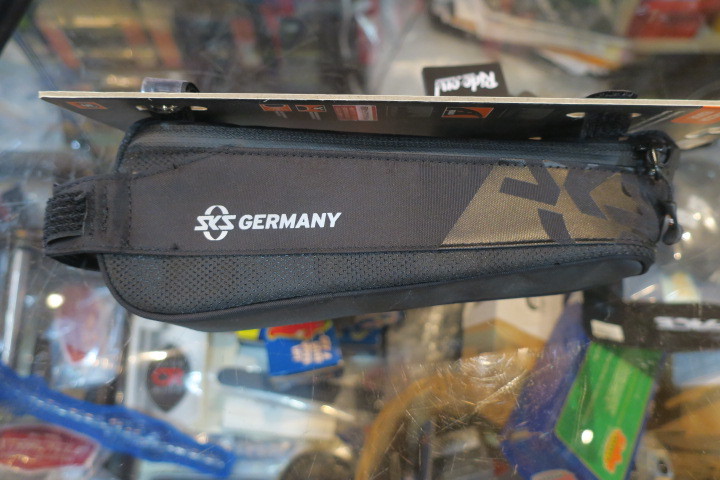 SKS 小型バッグのご紹介_c0132901_19015482.jpg