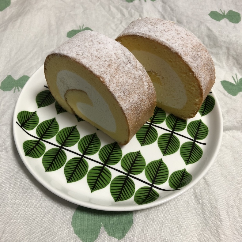 治一郎のロールケーキ Loveおいしいものとつぶ