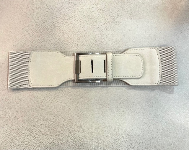 CHANELジャケット入荷しました : 下北沢 きれいめ 大人のセレクト CHANELジャケット入荷しました : 下北沢 きれいめ 大人のセレクト