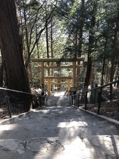 三峰神社　社寺建築_a0129492_15424383.jpeg