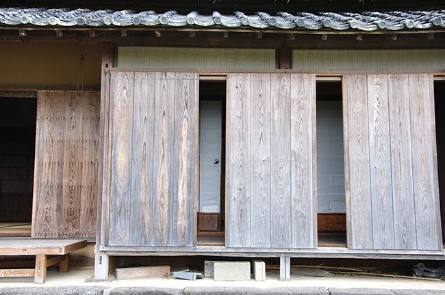 ☆NEW 新築平屋☆~雨戸について~_d0099965_09073102.jpg