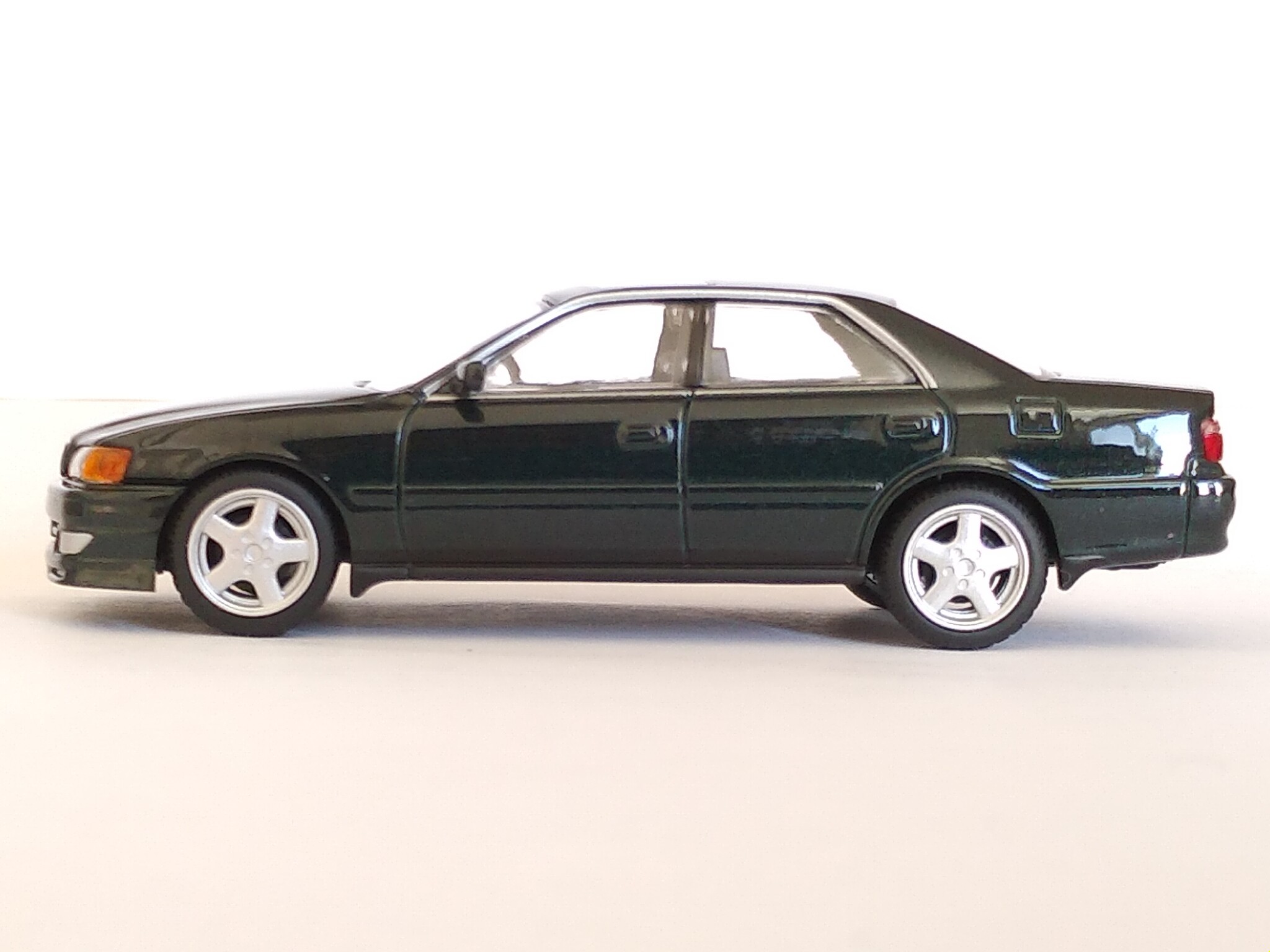 LV-N299b トヨタ マークII 2.5ツアラーV（濃緑／グレー）98年式