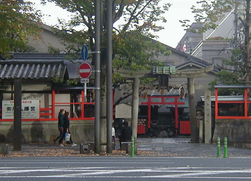 ●神社の造形―御所八幡宮_d0053294_23550828.jpg