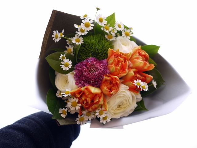 お誕生日の花束 可愛いチューリップメインで 南4条にお届け 21 02 11 札幌 花屋 Mell Flowers お誕生日の花束 可愛いチューリップメインで 南4条にお届け 21 02 11 札幌 花屋 Mell Flowers