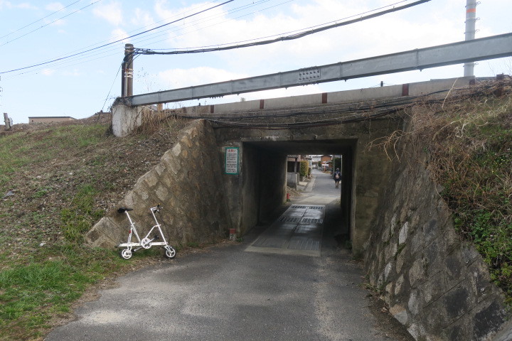 キャリーミーで輪行&笠岡沿線ぶらぶら_c0132901_19245723.jpg