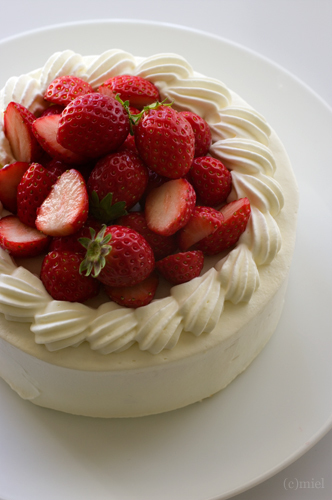 Gâteau aux fraises_f0147145_16484690.jpg