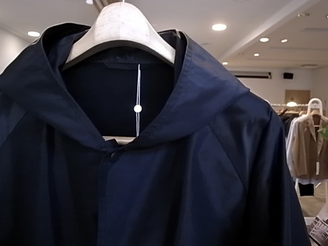 COMOLI Cotton Silk Hooded Coat : TRUNK