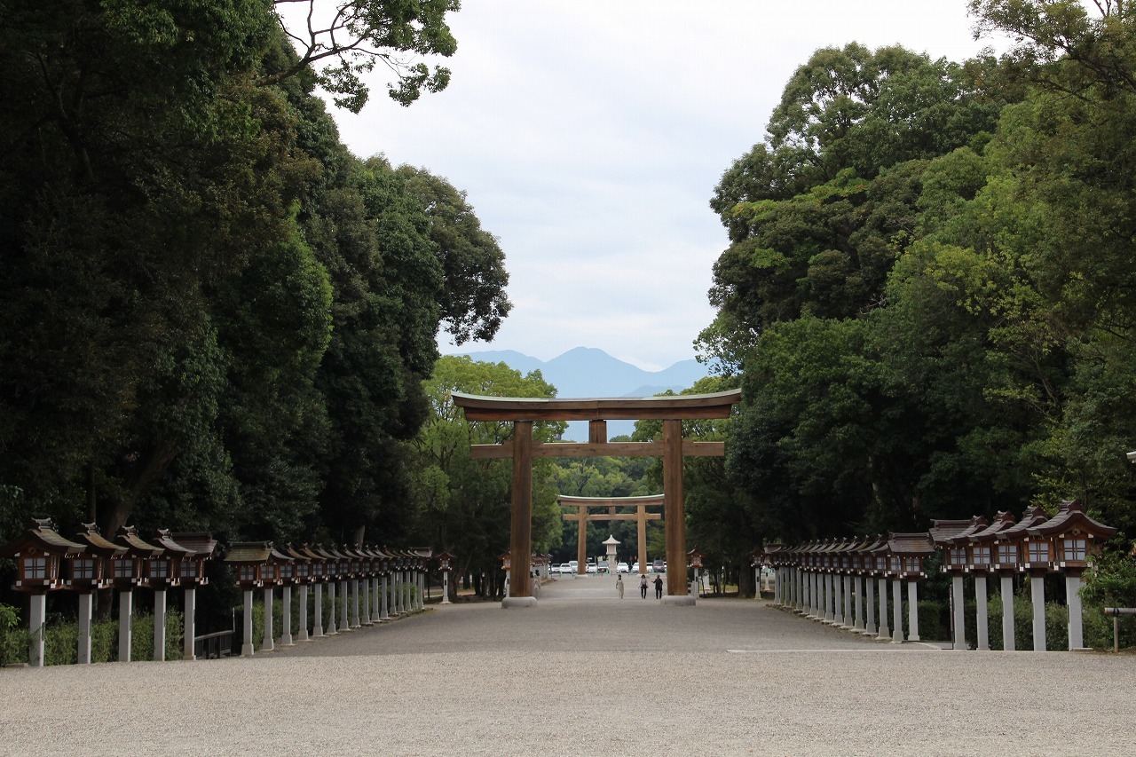万葉集その八百二十八（橿の木） : 万葉集遊楽