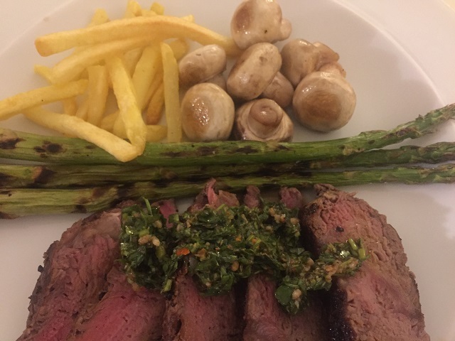 ステーキをさらに美味しくする チミチュリ ソース ロンパラ London パラダイス