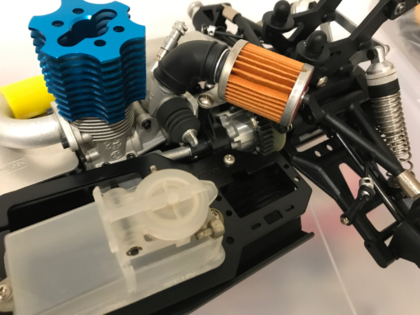MUGEN 無限精機 1/8 エンジンRCバギー MBX-6 M-SPEC カーキット