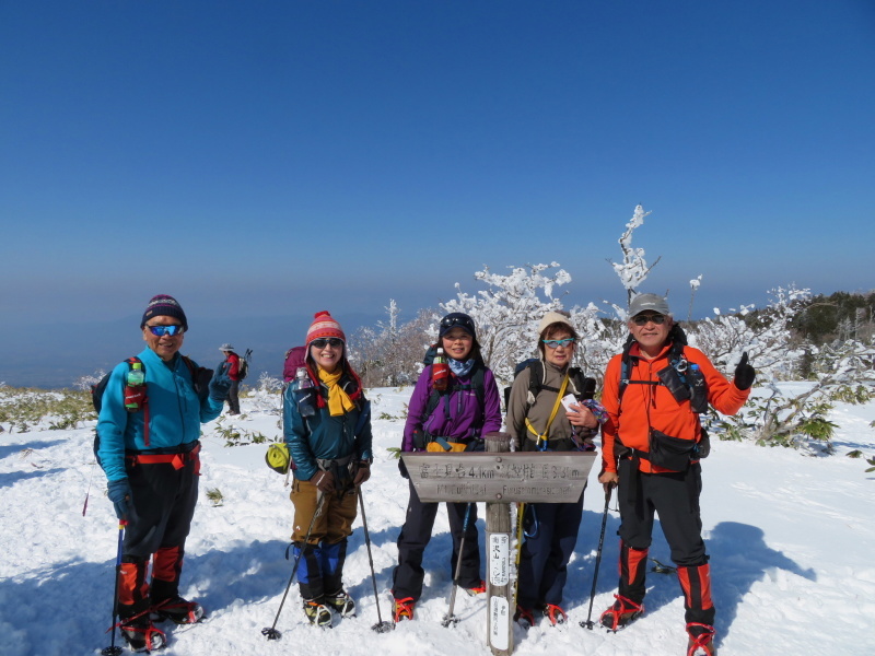 樹氷林を行く　南沢山 (1,564M)    横川山 編_d0170615_22592443.jpg