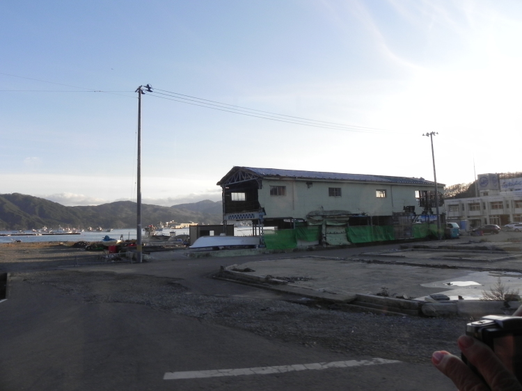 2011/12/1-2【宮城・岩手】東日本大震災の消えない残像　附、松島・瑞巌寺_b0116271_11550011.jpg