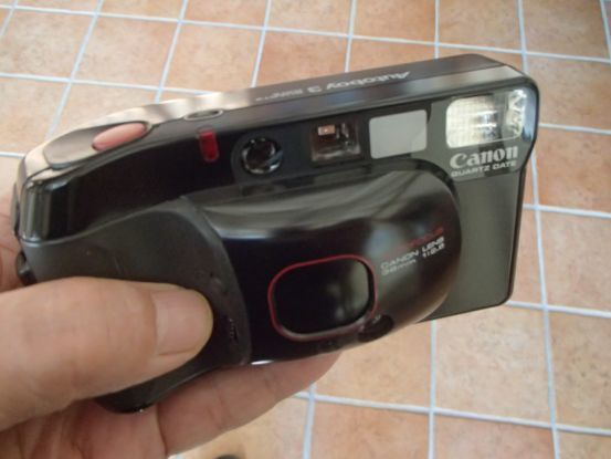 古いフイルムカメラに残されていた写真_f0064906_12311648.jpg