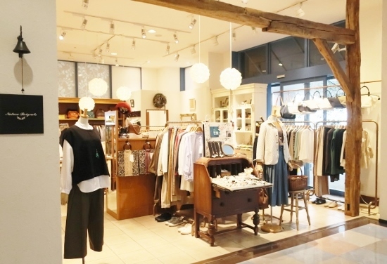 ナチュールベニエ店も始まりました。_c0227633_14094111.jpg