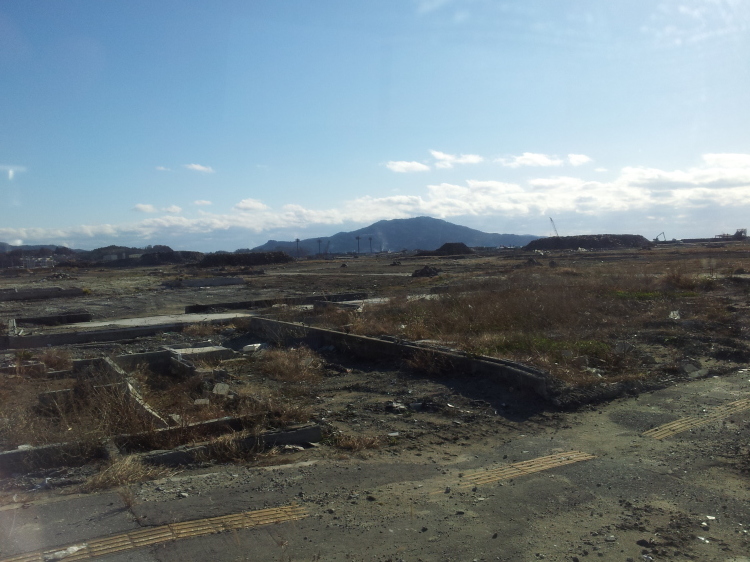 2011/12/1-2【宮城・岩手】東日本大震災の消えない残像　附、松島・瑞巌寺_b0116271_21212409.jpg