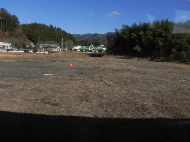 2011/12/1-2【宮城・岩手】東日本大震災の消えない残像　附、松島・瑞巌寺_b0116271_21314027.jpg