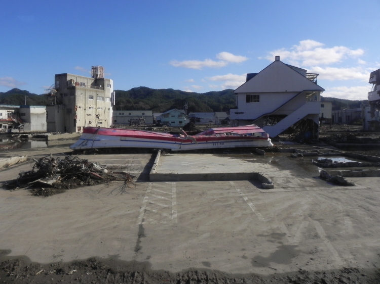 2011/12/1-2【宮城・岩手】東日本大震災の消えない残像　附、松島・瑞巌寺_b0116271_21585215.jpg