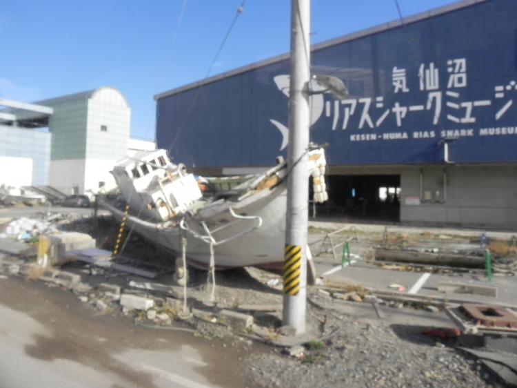 2011/12/1-2【宮城・岩手】東日本大震災の消えない残像 附、松島・瑞巌寺_b0116271_22270511.jpg
