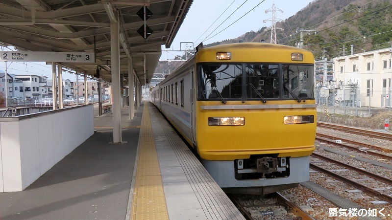 キヤ95系軌道・電気総合試験車 DR1編成と出会いました、身延駅ホームでゆるキャン△S2探訪時に_e0304702_08215735.jpg
