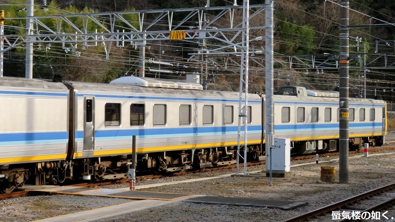 キヤ95系軌道・電気総合試験車 DR1編成と出会いました、身延駅ホームでゆるキャン△S2探訪時に_e0304702_18123224.jpg