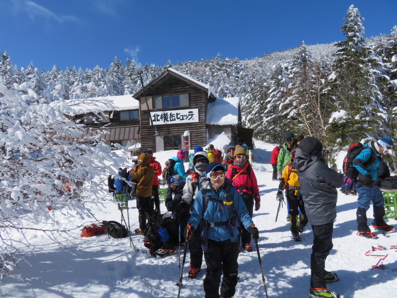 坪庭が美しい 北横岳 から 縞枯山 (2,403M) に向かう_d0170615_19503264.jpg