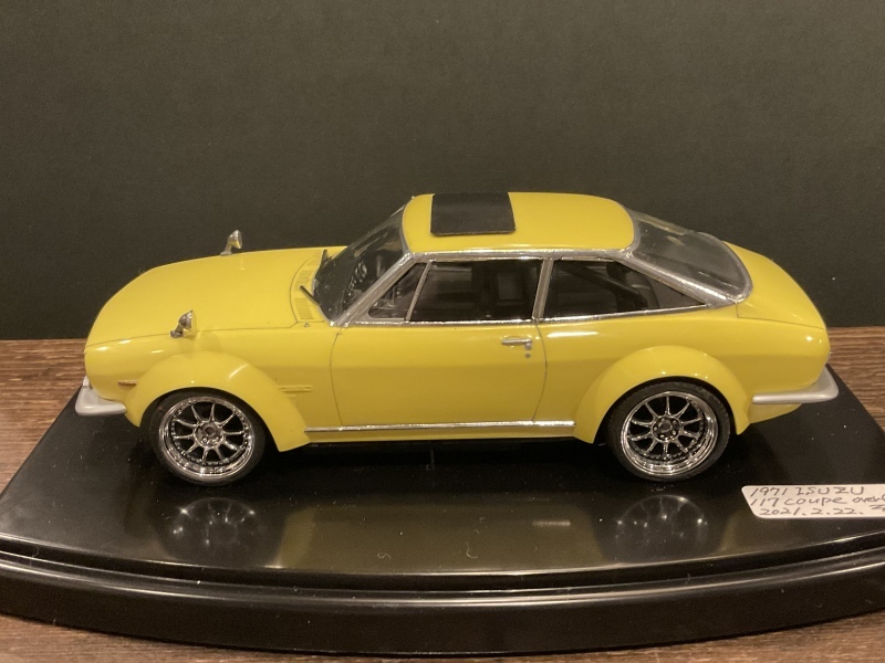 山田 山田模型「日本の名車シリーズ いすゞ117クーペ」 | 時代屋