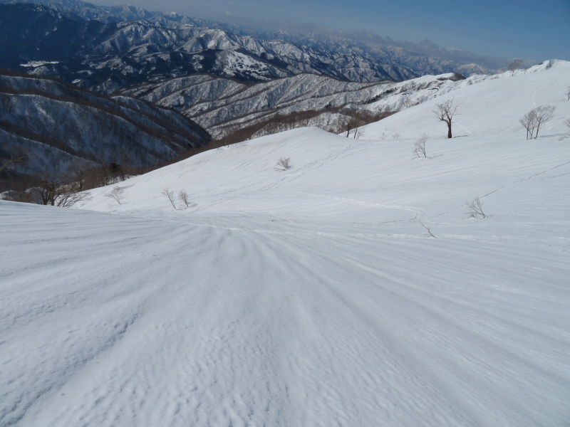 快晴の　大日ｹ岳 (1,708M)     登頂 編_d0170615_21520487.jpg