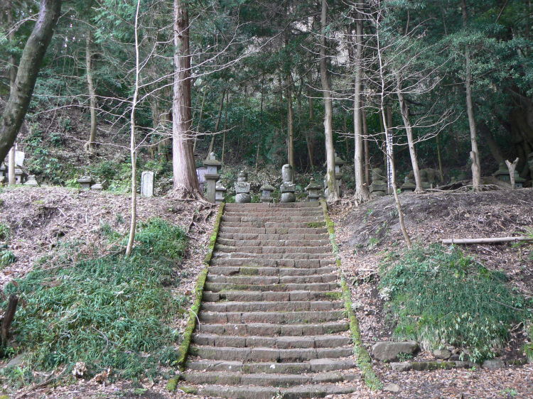 2007/3/31【神奈川県小田原花見】幽邃の長興山しだれ桜と玉宝寺五百羅漢【春日局の小田原墓】_b0116271_21271128.jpg