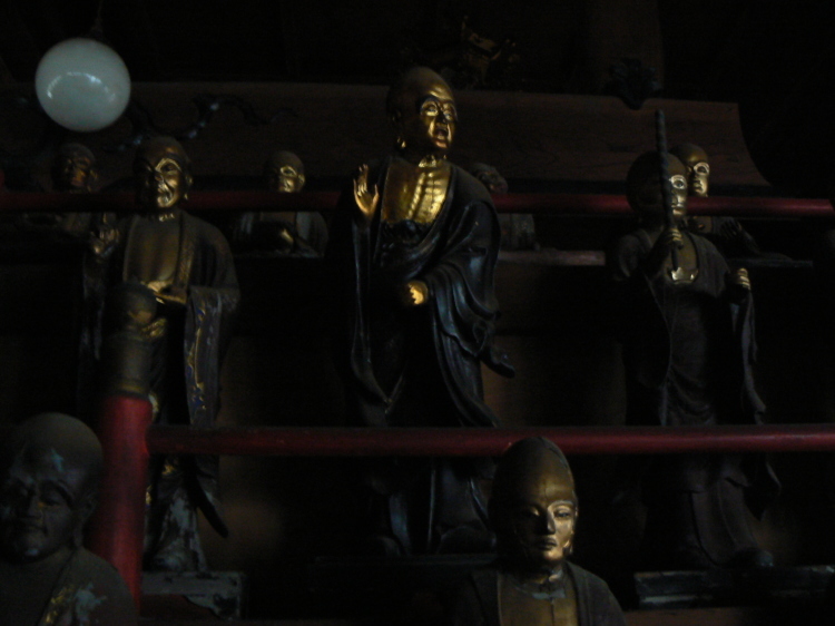 2007/3/31【神奈川県小田原花見】幽邃の長興山しだれ桜と玉宝寺五百羅漢【春日局の小田原墓】_b0116271_21532180.jpg